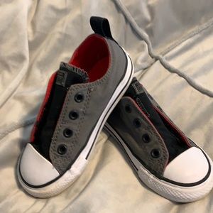 Size 8 toddler Boys Converse.